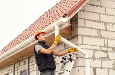 Pose et remplacement de gouttières en Isère